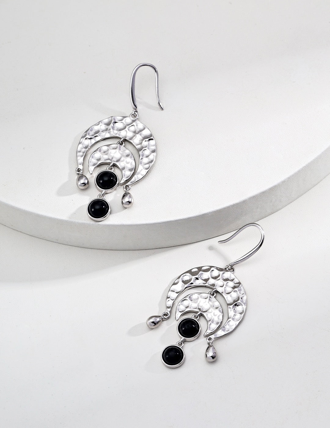 S925 Silver Simple Black Onyx Vintage Earrings