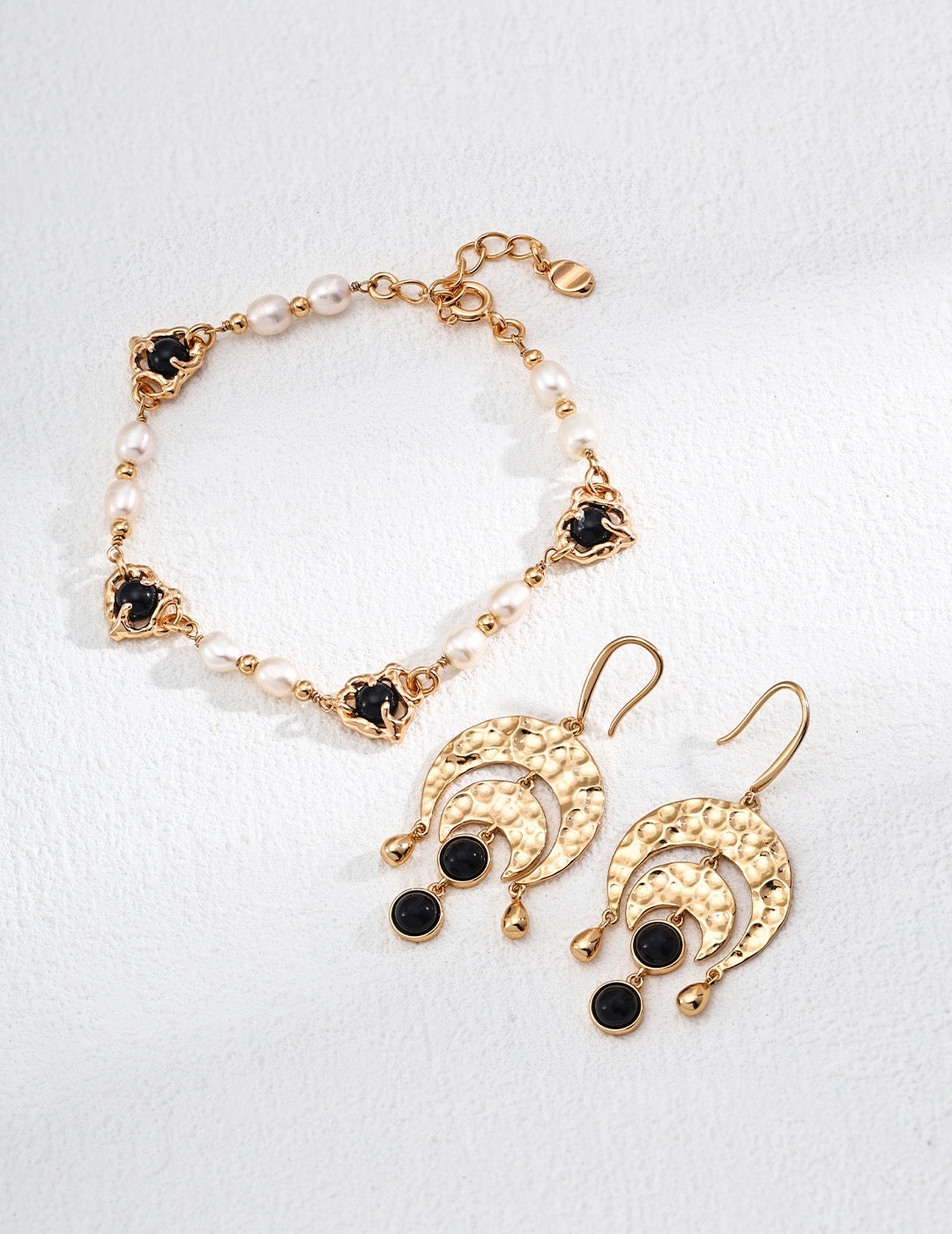 S925 Silver Simple Black Onyx Vintage Earrings