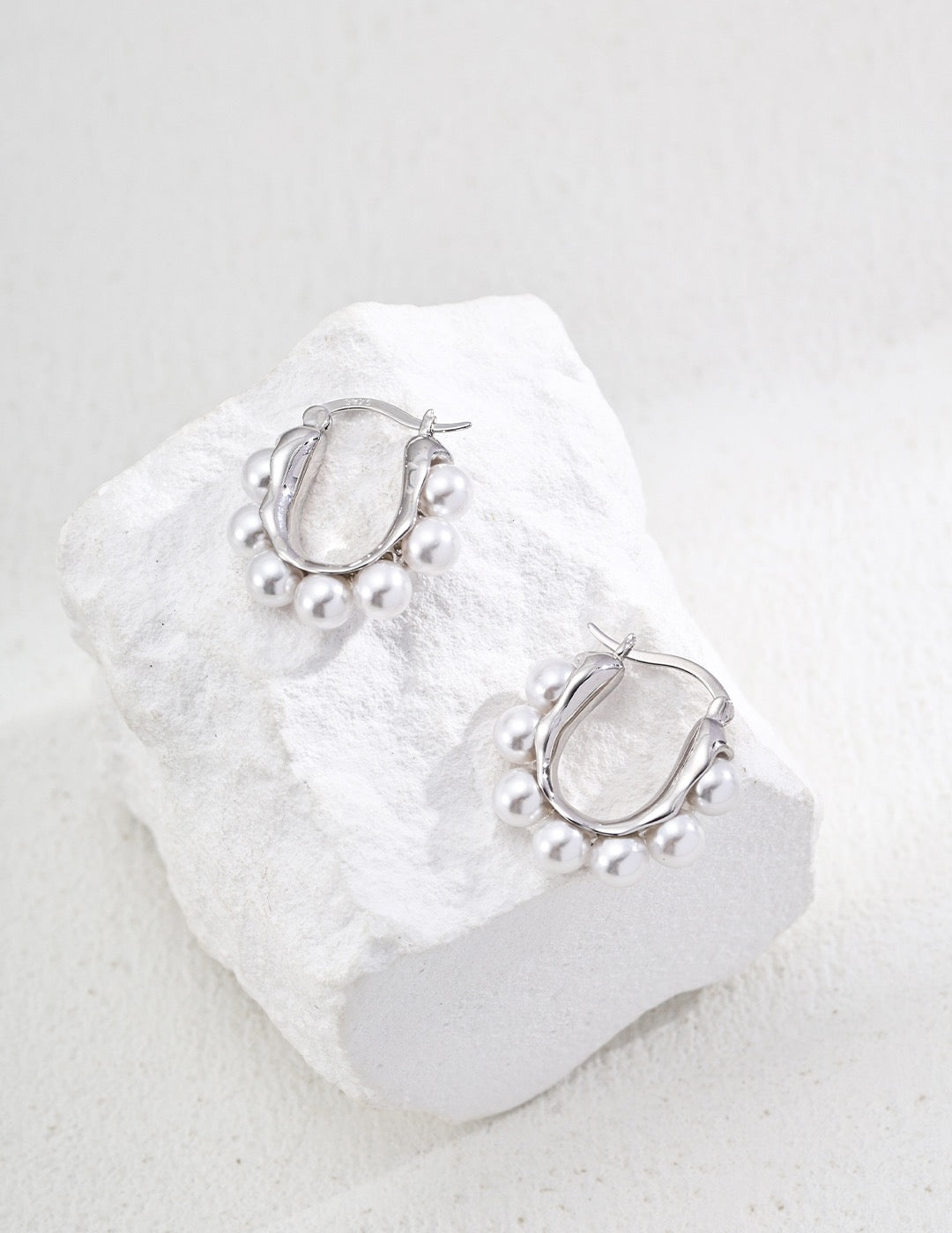 S925 Silver Simple Imitation Pearl Earrings