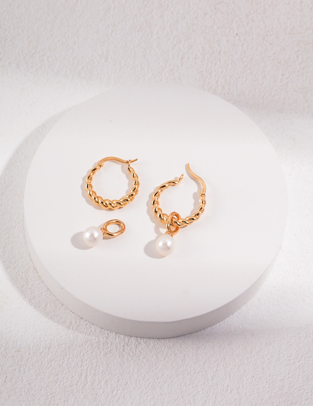 S925 Silver Pearl Earrings
