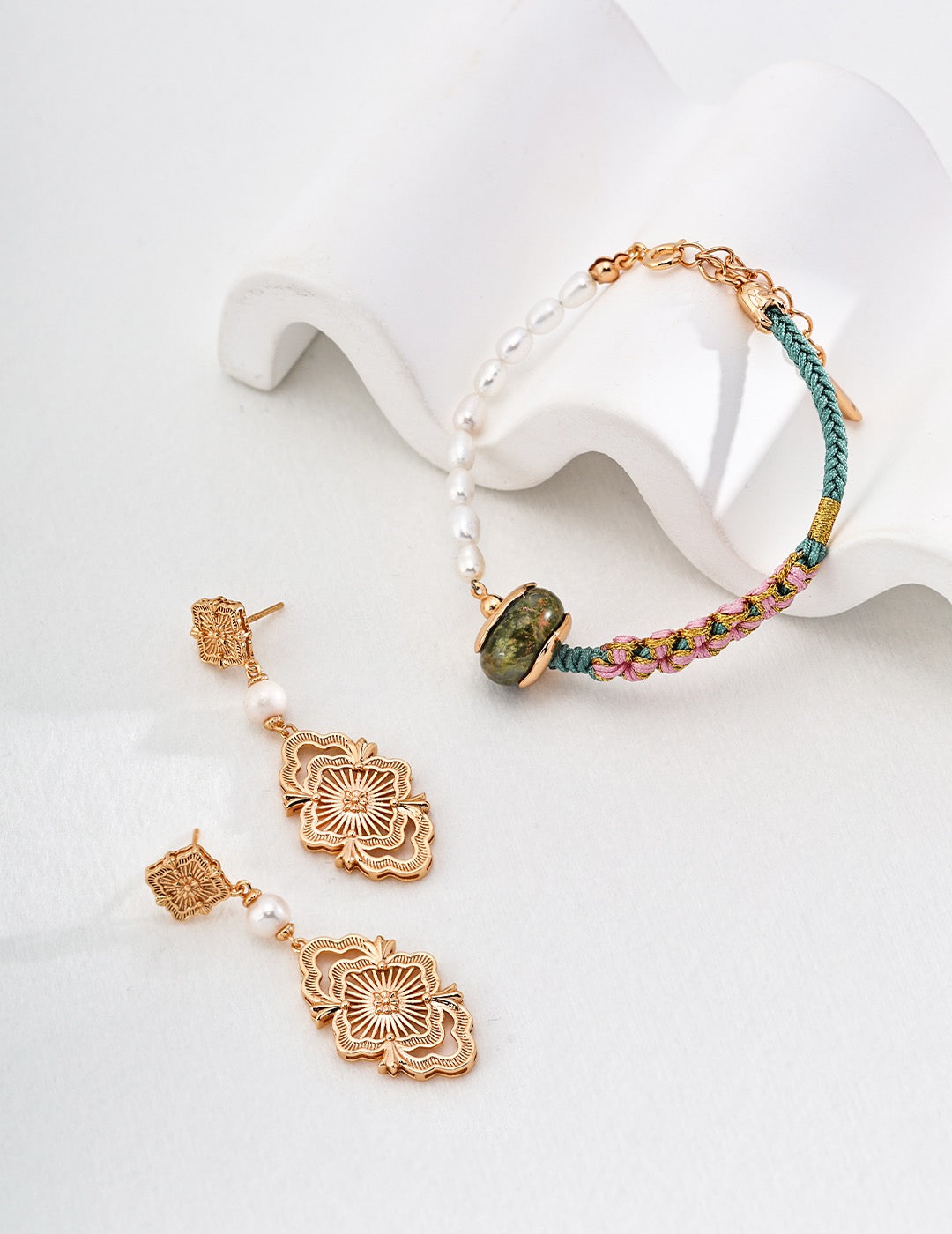Neo-Chinese Style Pearl Bracelet