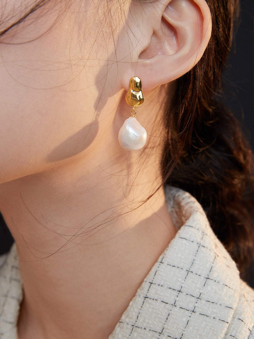 Baroque Pearl Earrings