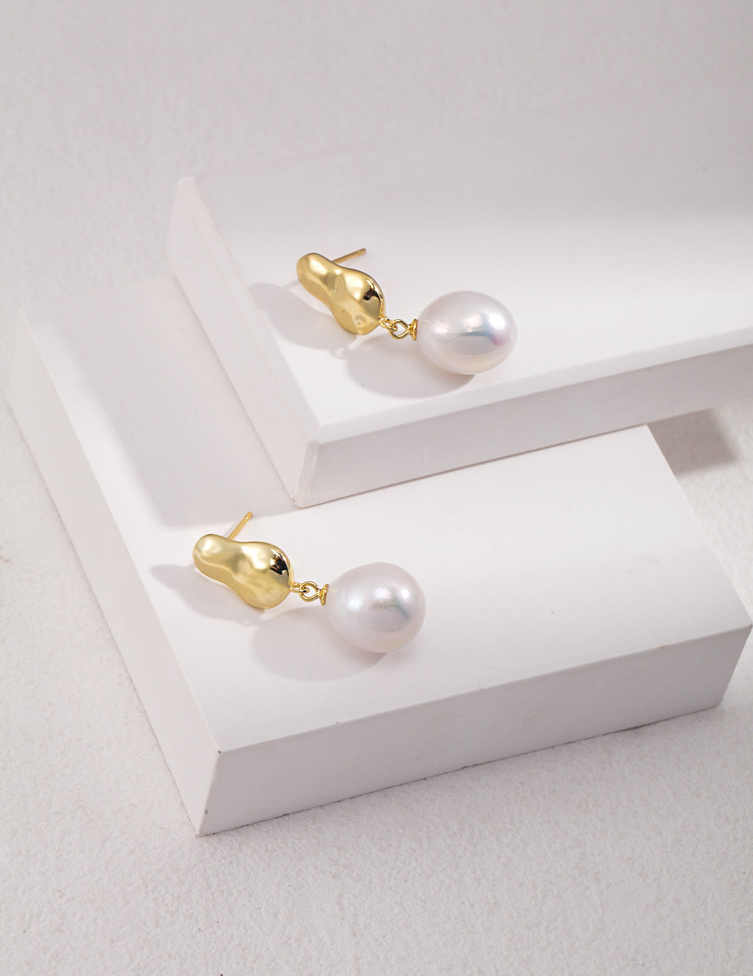 Baroque Pearl Earrings